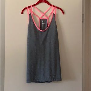 NWT old navy work out tank